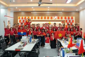 Văn phòng Megahomes – Hòa chung tinh thần dân tộc trong dịp lễ 30/4 và 1/5