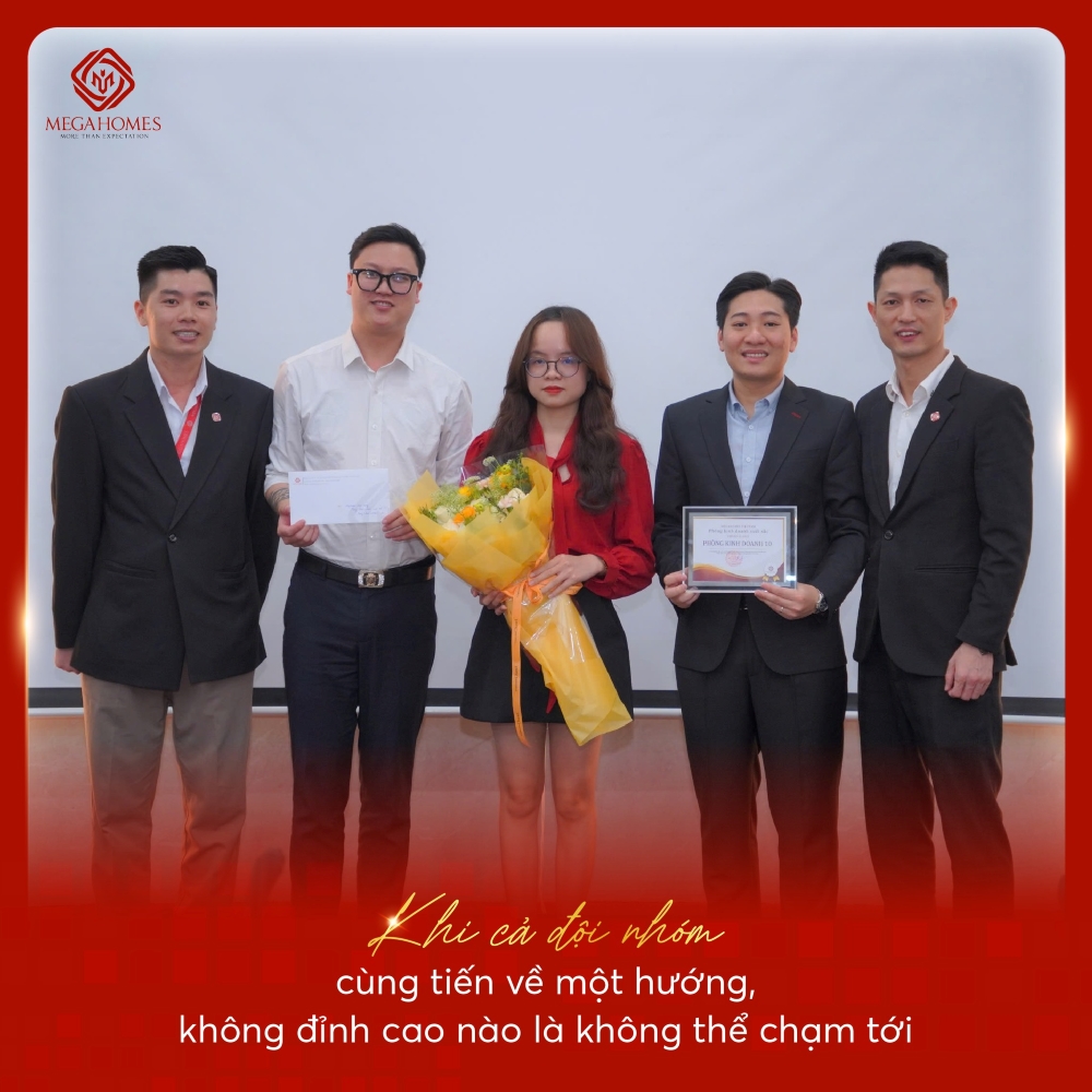 Con người tại Megahomes đều có một chặng đường trưởng thành thực sự Con người tại Megahomes đều có một chặng đường trưởng thành thực sự