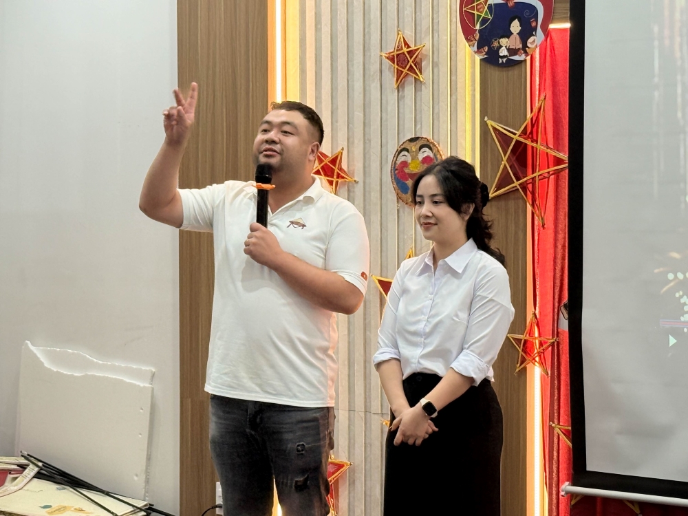 Không khí buổi tổng kết tháng 9/2025 tại Megahomes – Gắn kết nội lực, lan tỏa tinh thần chiến binh Không khí buổi tổng kết tháng 9/2025 tại Megahomes – Gắn kết nội lực, lan tỏa tinh thần chiến binh