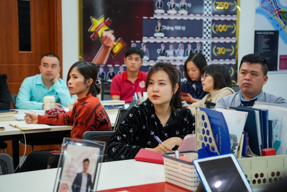 Chương trình đào tạo nội bộ Megahomes và cách nâng cấp tư duy bán hàng có hệ thống